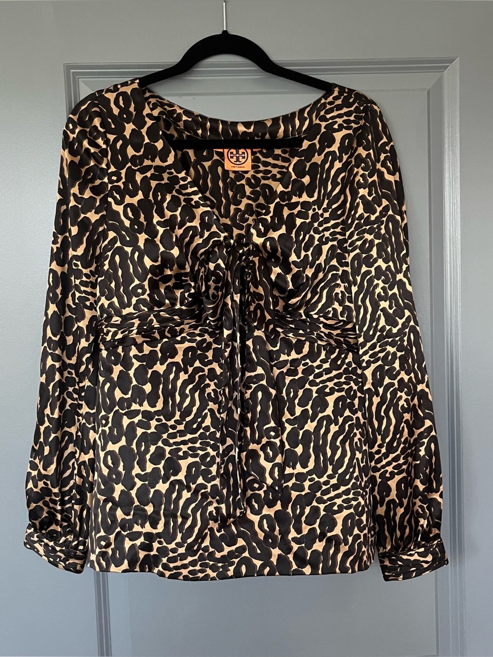 NWOT Tory Burch Silk Leopard Front Tie Blouse